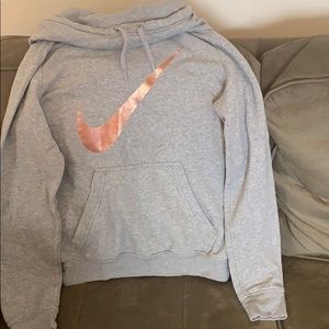 Nike sweatshirt